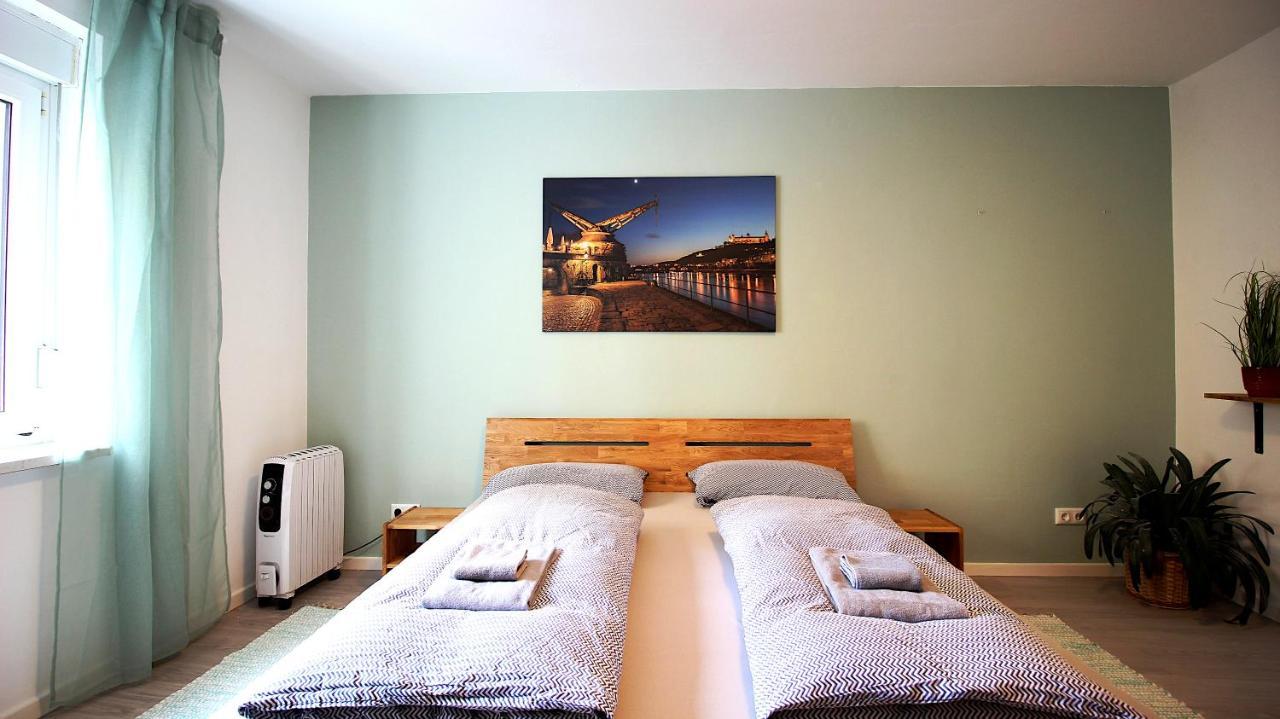 Central & Lovely - For Up To 6 Persons Wurzburg Ngoại thất bức ảnh